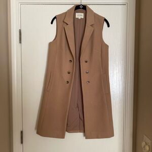 Maison Jules sleeveless coat, women’s size small